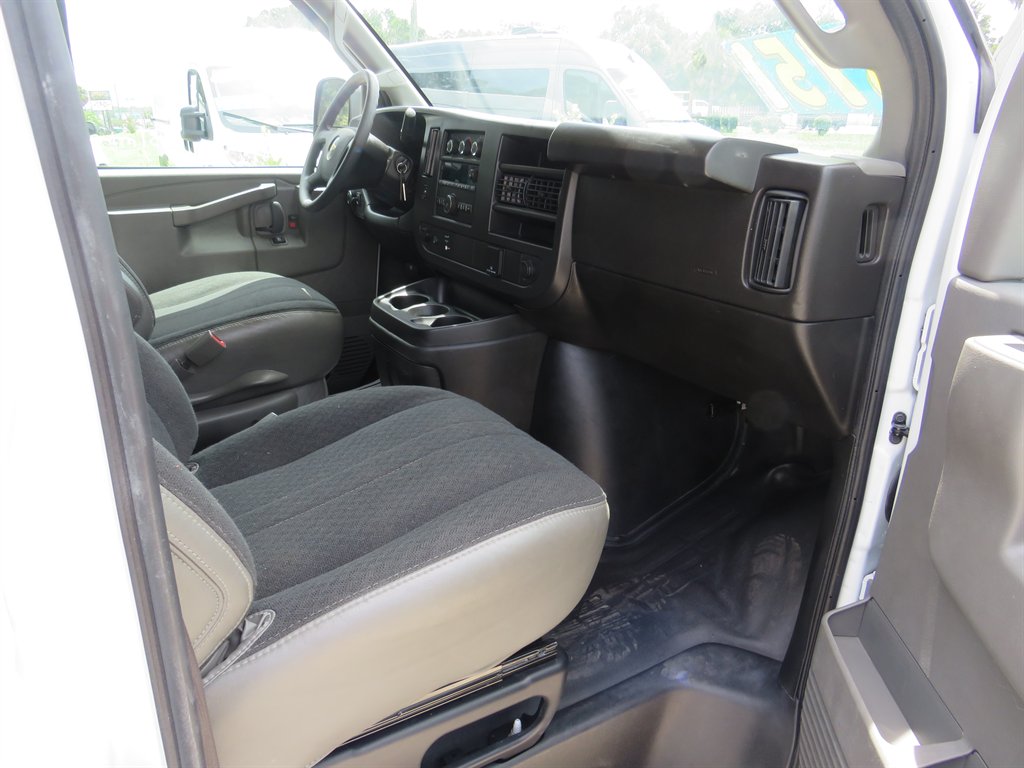 2025 Chevrolet Express - $33,751