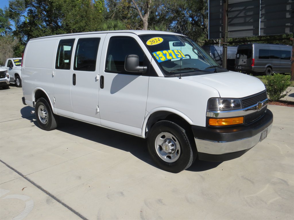 2025 Chevrolet Express - $33,751