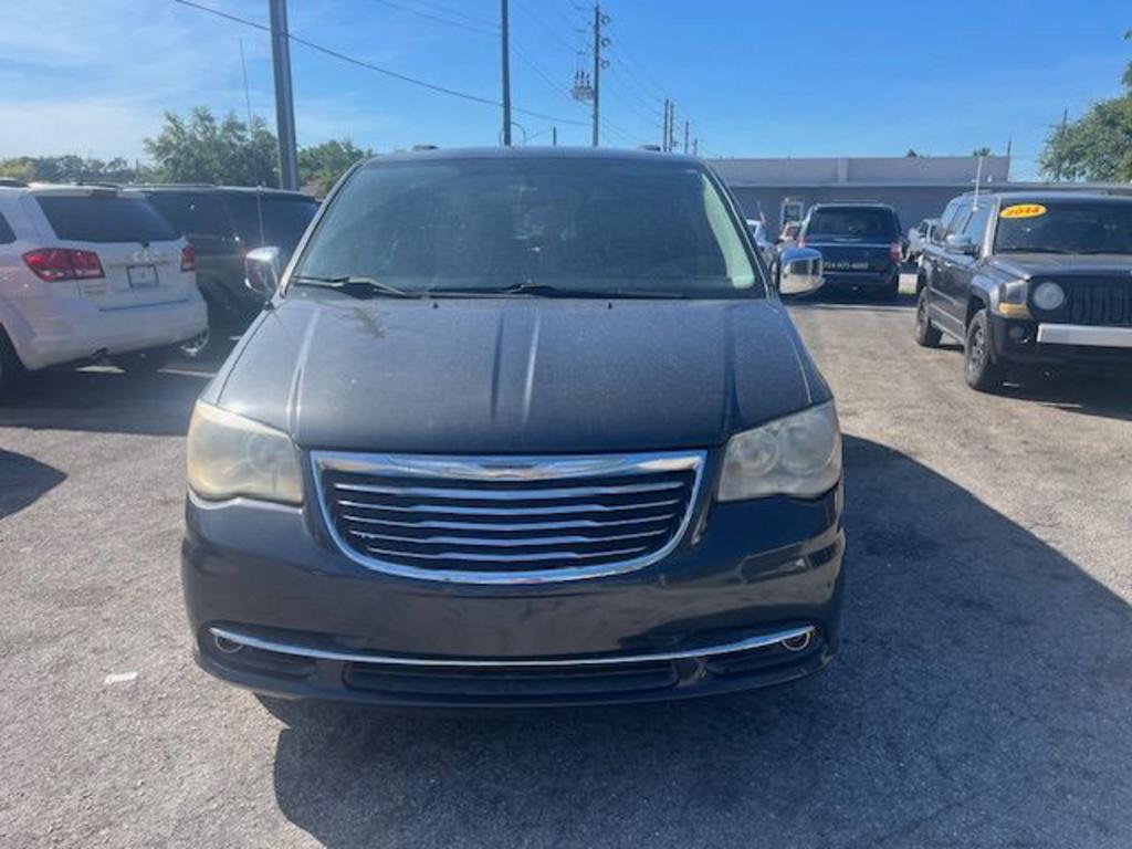 2012 Chrysler Town and Country Touring-L