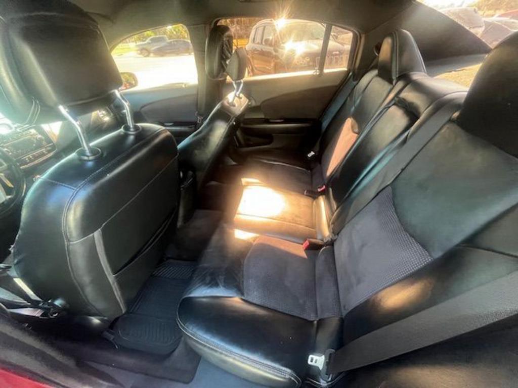 2013 Chrysler 200