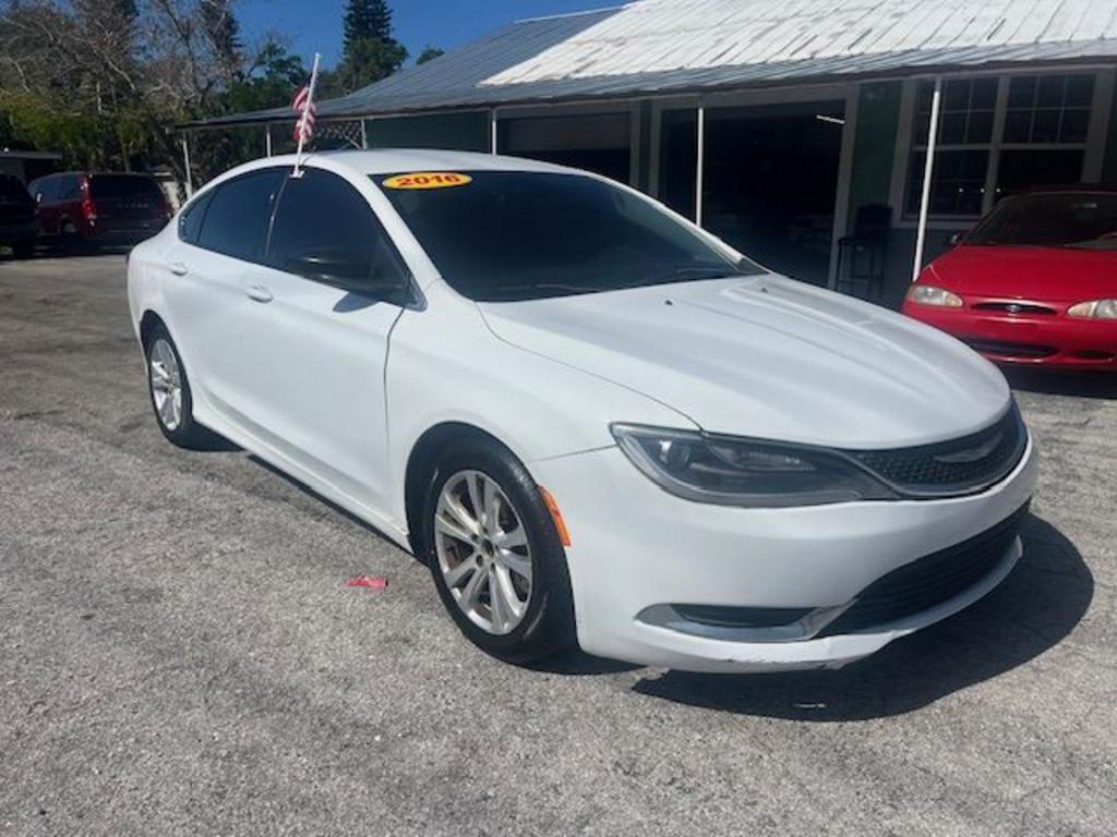 2016 Chrysler 200