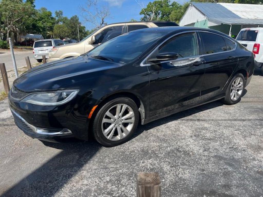 2015 Chrysler 200