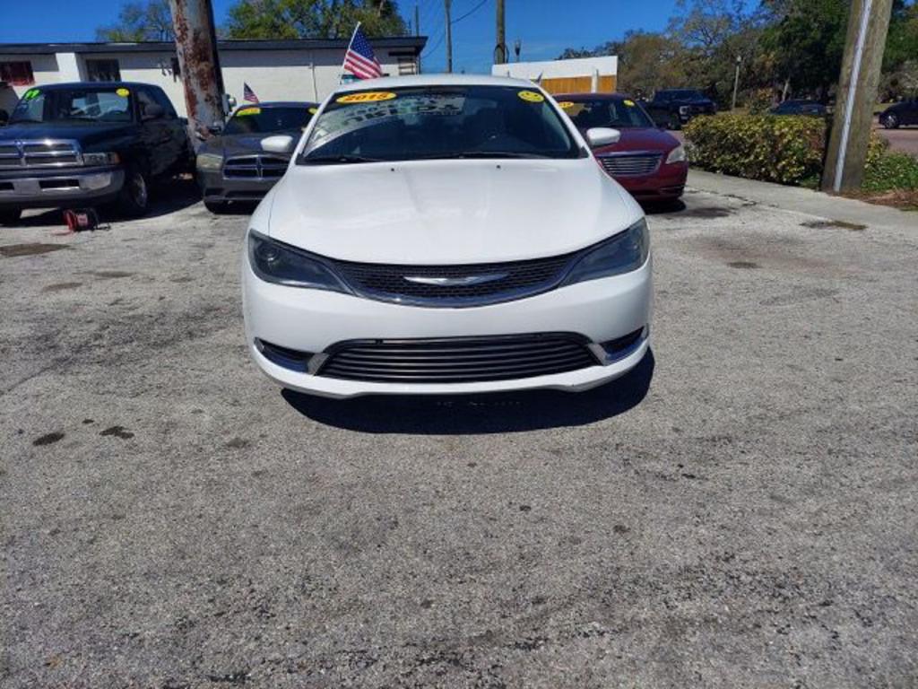 2015 Chrysler 200