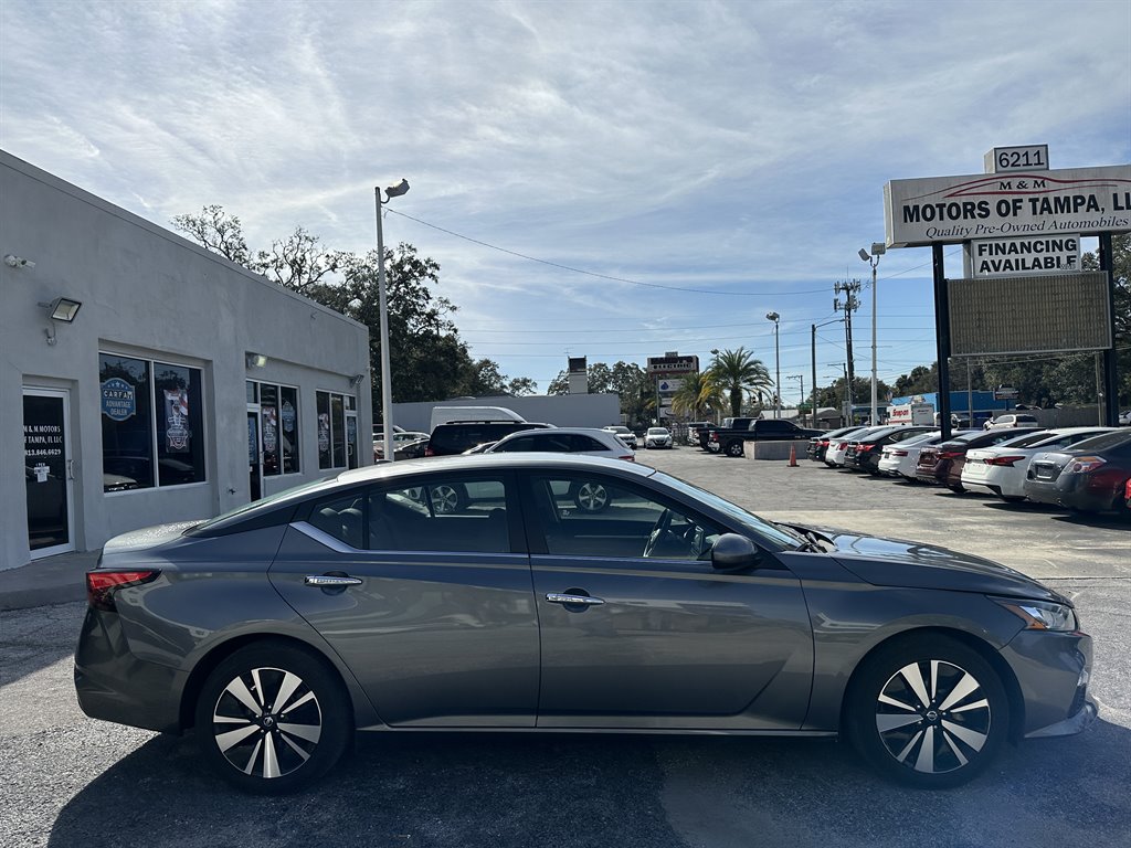 2020 Nissan Altima S photo