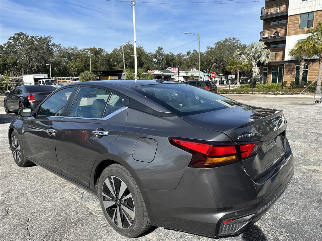 2020 Nissan Altima S photo