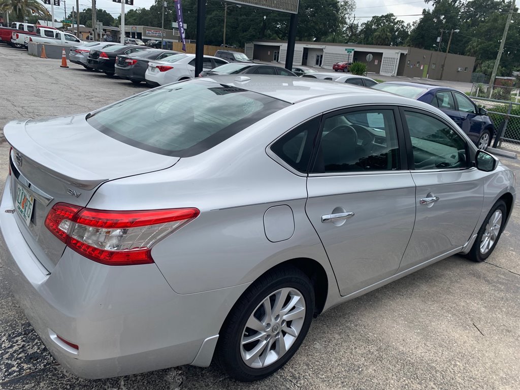 2017 Nissan Sentra - $11,000