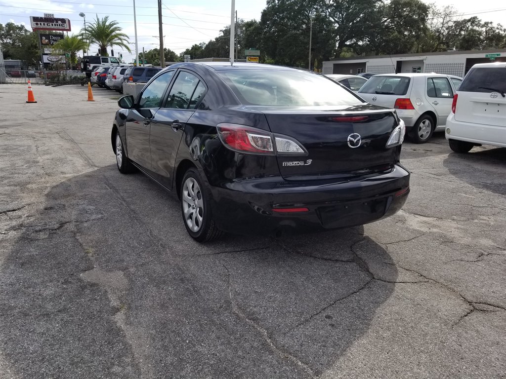 2012 Mazda Mazda3 i Sport photo