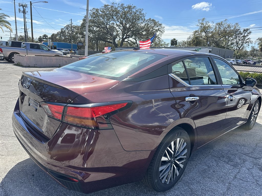 2025 Nissan Altima - $17,900