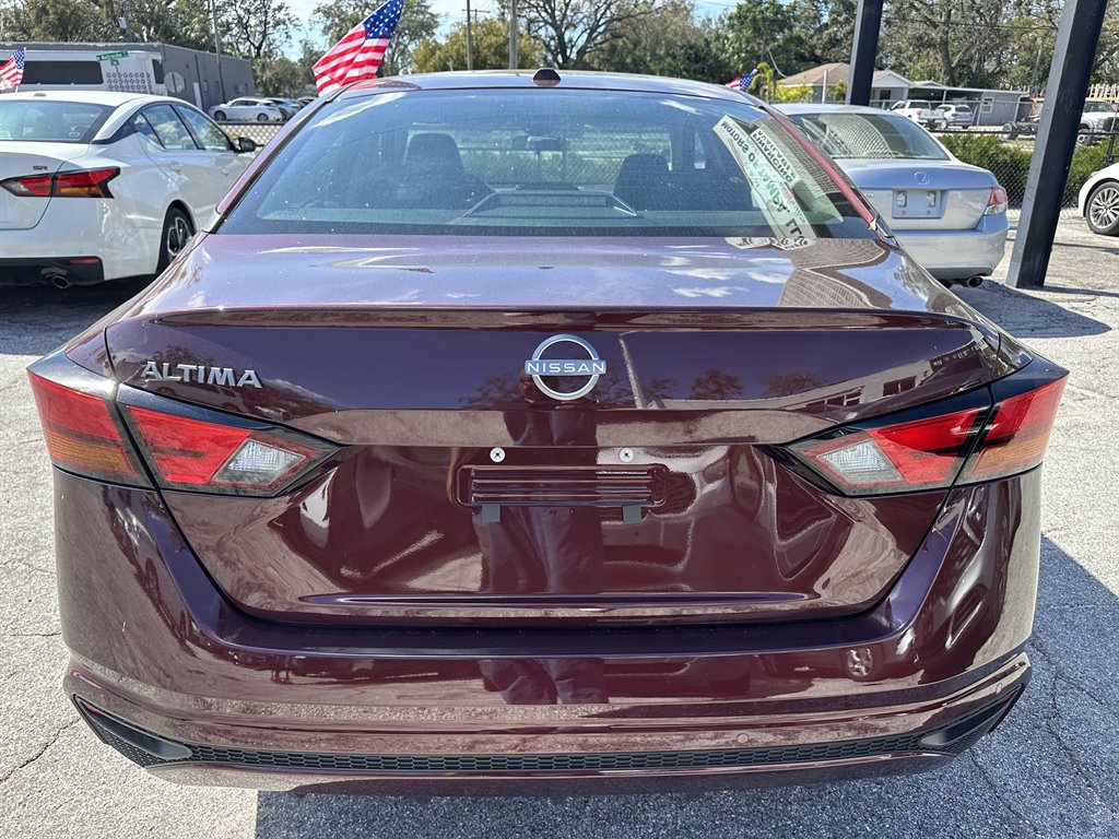 2025 Nissan Altima - $17,900