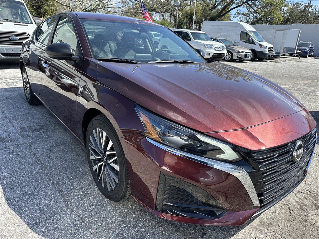 2025 Nissan Altima - $17,900