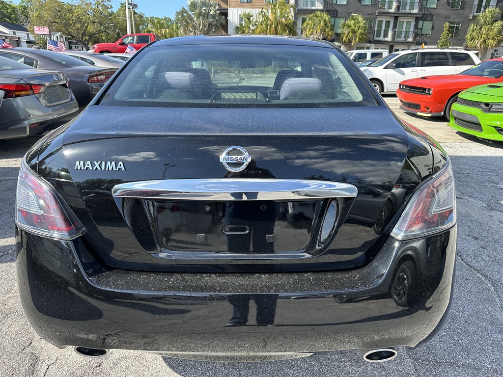 2013 Nissan Maxima - $9,900