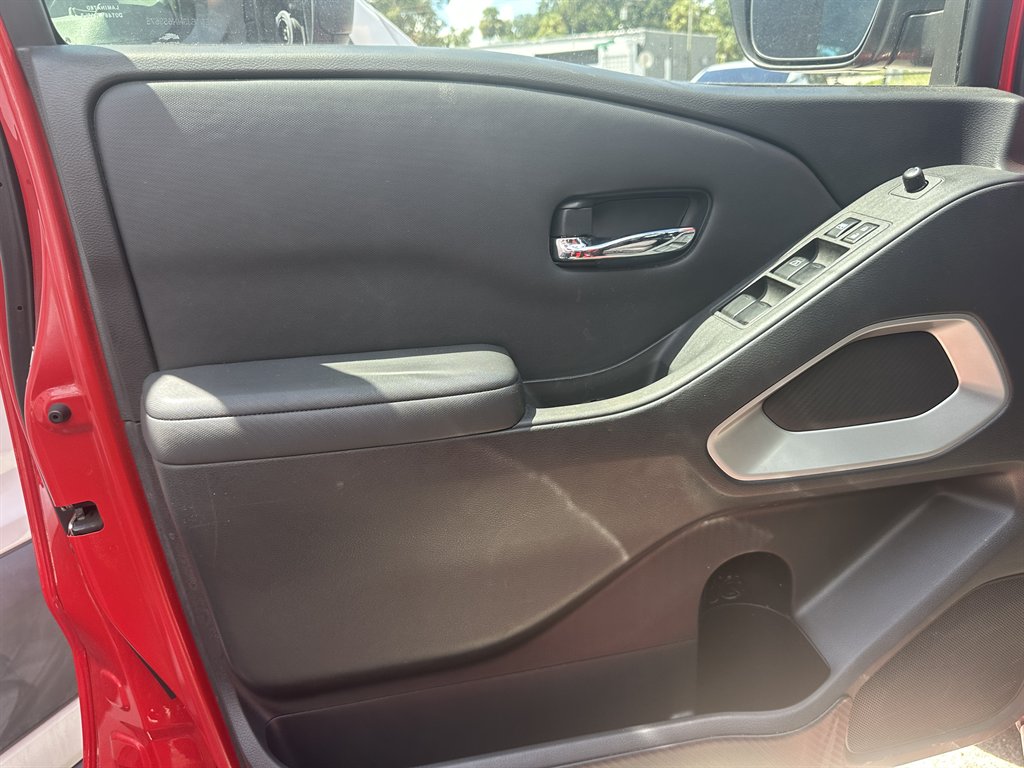 2022 Nissan Frontier - $21,900