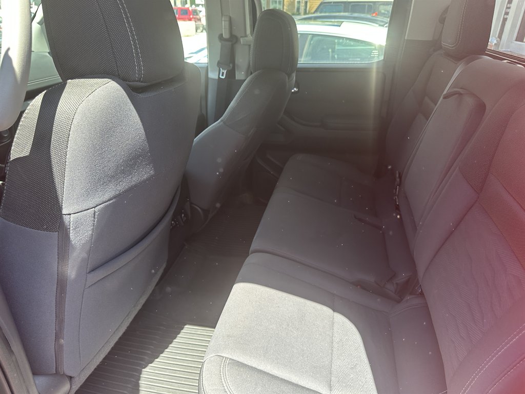 2022 Nissan Frontier - $21,900