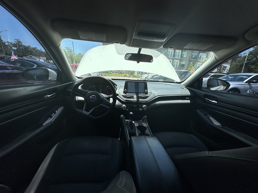 2020 Nissan Altima S photo