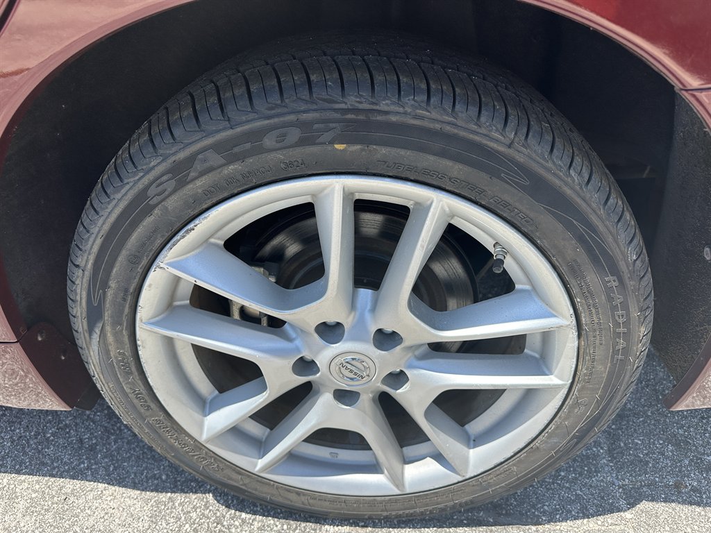 2013 Nissan Maxima - $9,900
