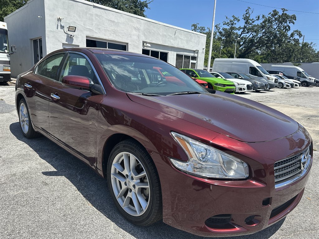 2013 Nissan Maxima - $9,900
