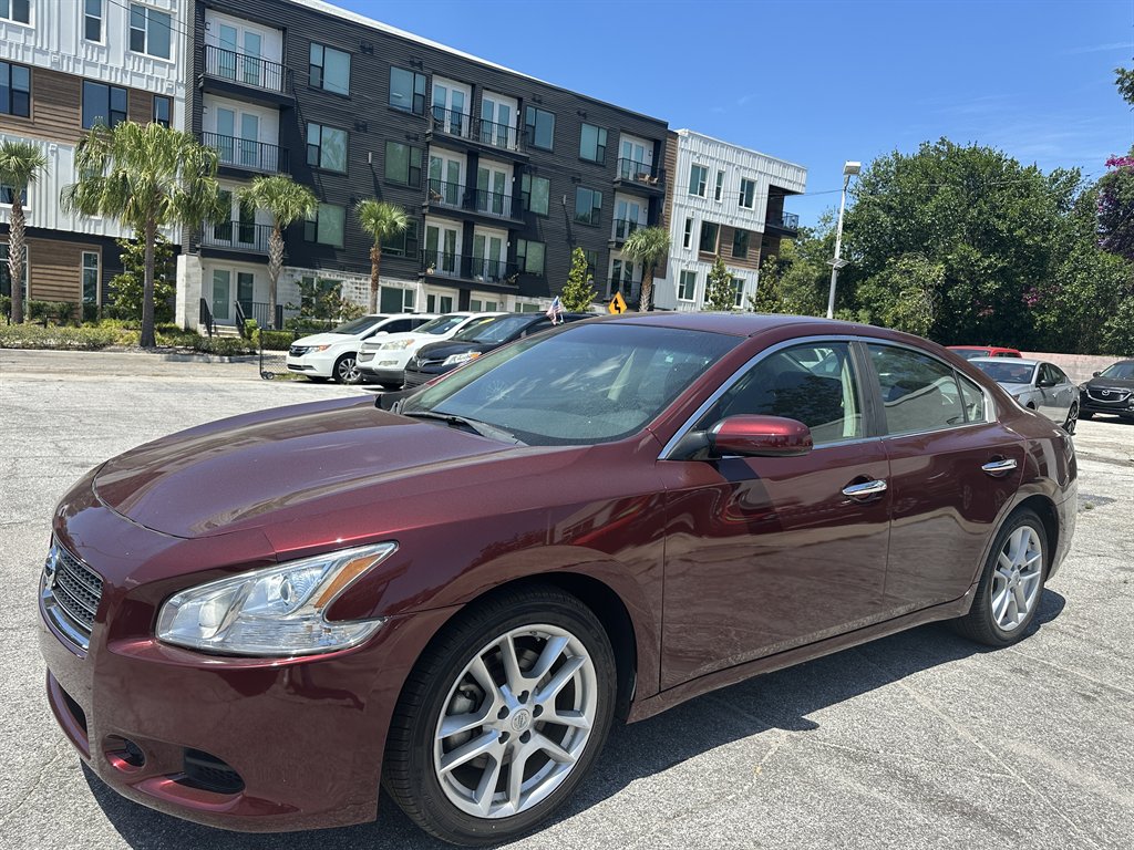 2013 Nissan Maxima - $9,900