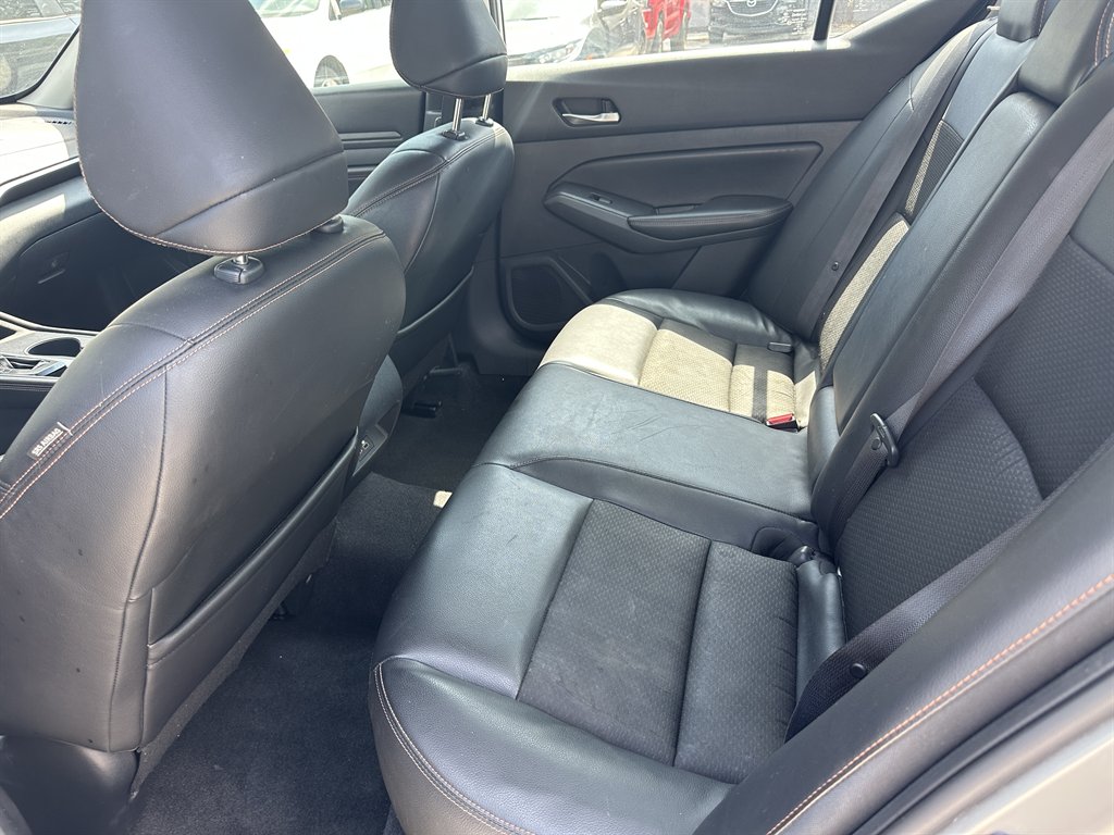 2021 Nissan Altima SR photo