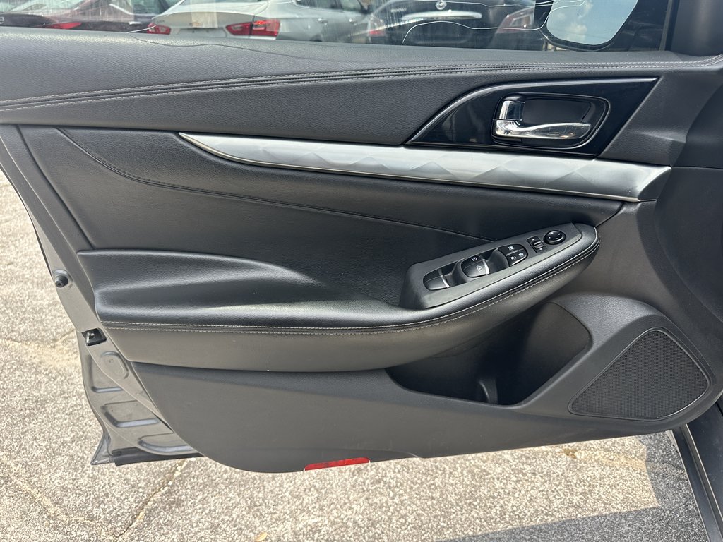 2021 Nissan Maxima - $15,900