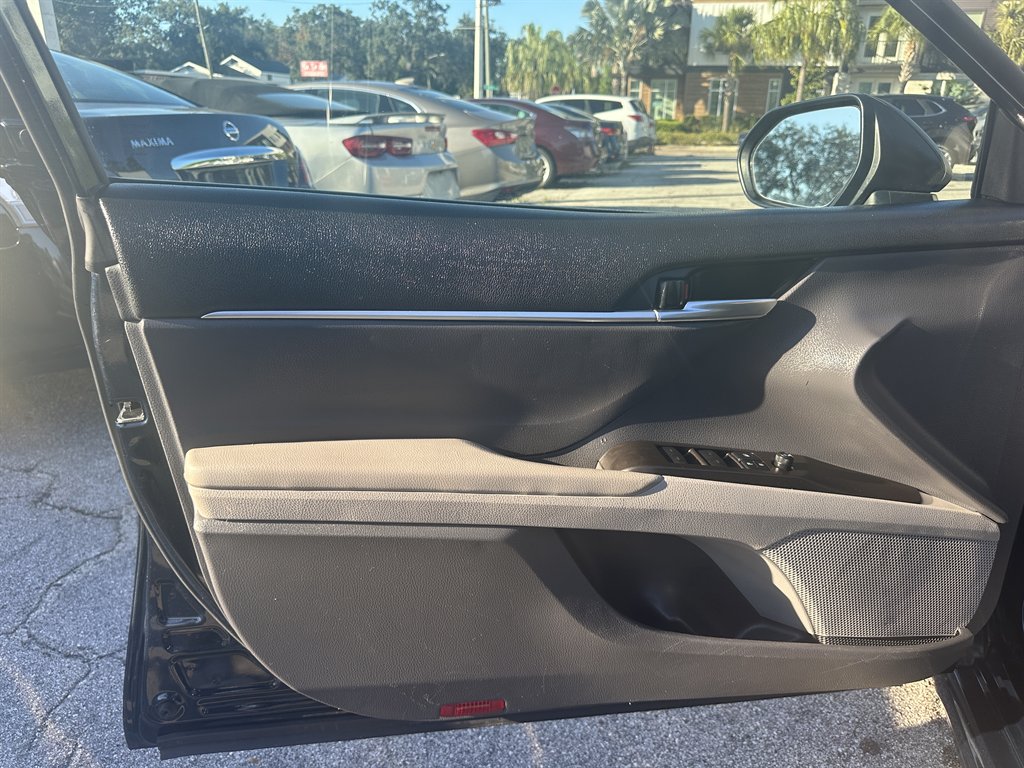 2021 Toyota Camry - $12,900