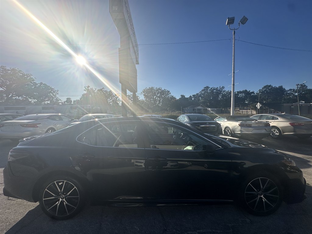 2021 Toyota Camry - $12,900