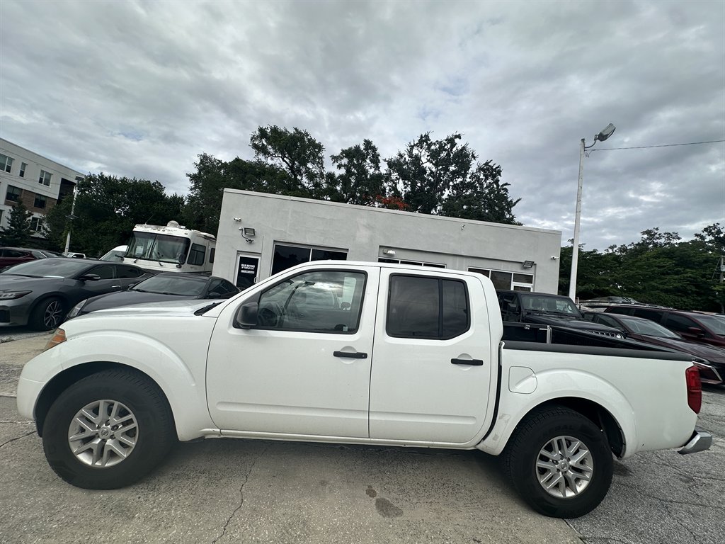 2015 Nissan Frontier - $10,900