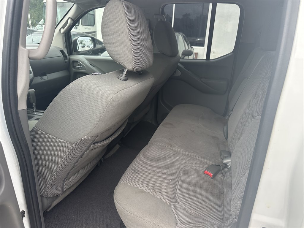 2015 Nissan Frontier - $10,900