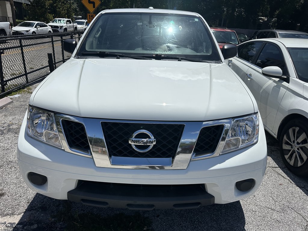 2015 Nissan Frontier - $10,900