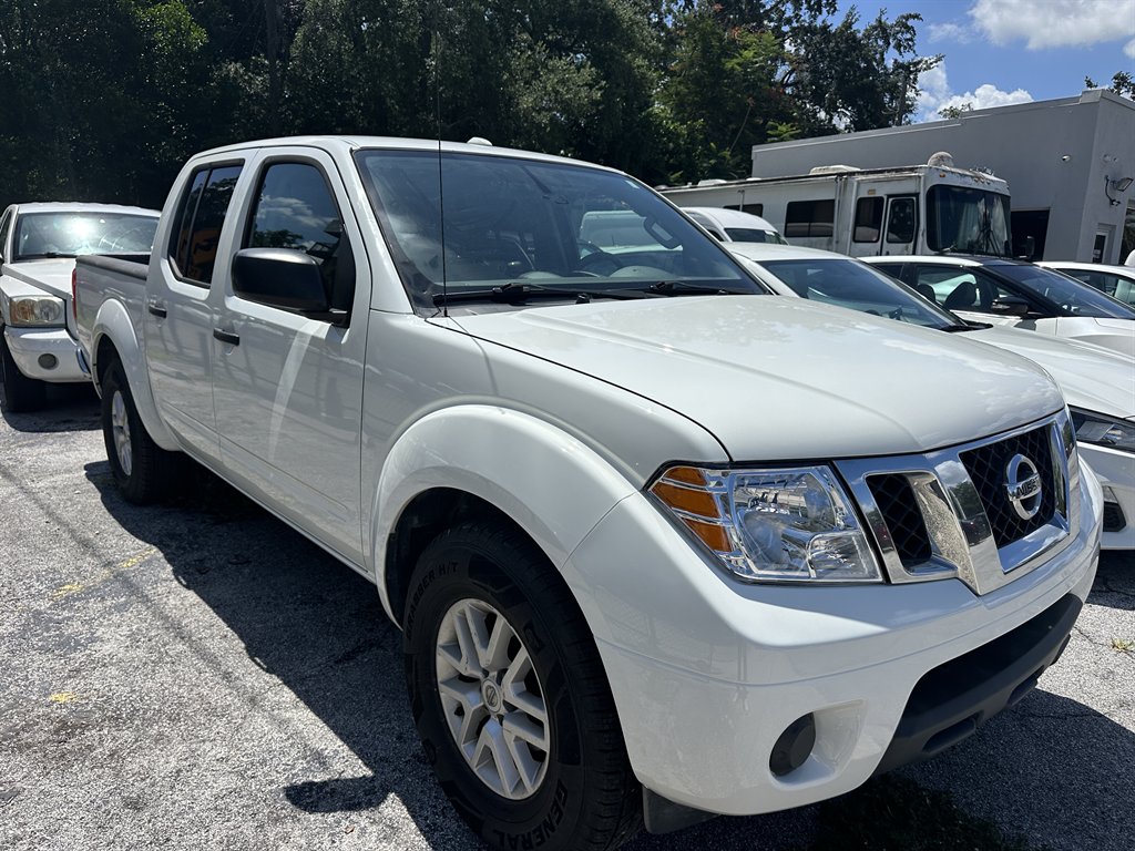 2015 Nissan Frontier - $10,900