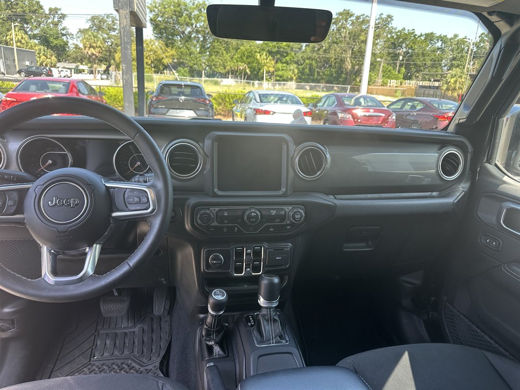 2023 Jeep Wrangler - $34,900