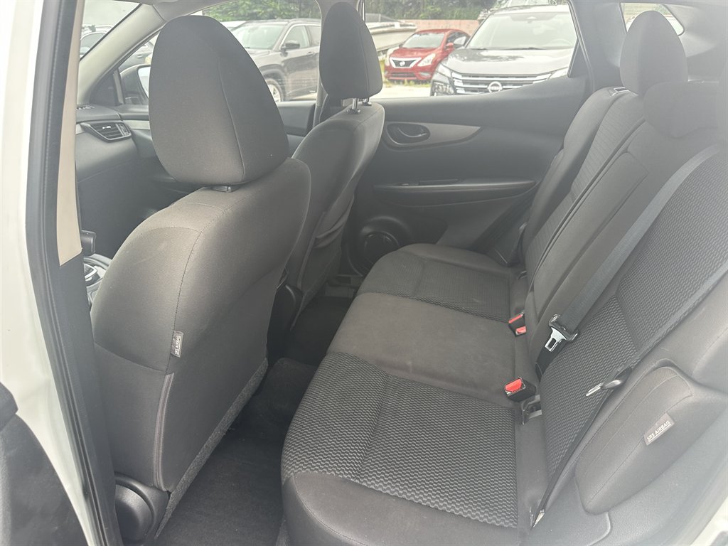 2022 Nissan Rogue - $15,900