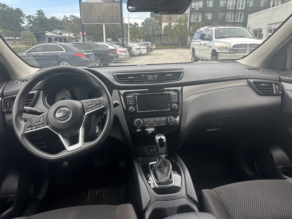 2022 Nissan Rogue - $15,900