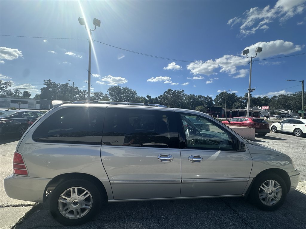 2005 Mercury Monterey - $3,900