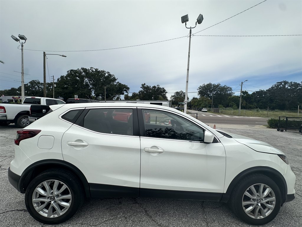 2022 Nissan Rogue - $15,900