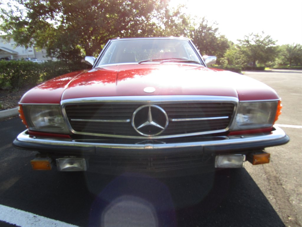 1983 Mercedes 500 SL - $15,000