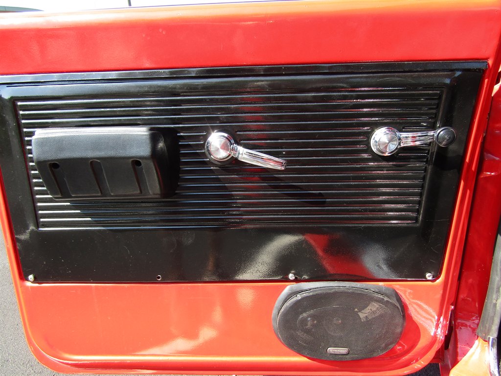 1970 Chevrolet C10 - $32,900