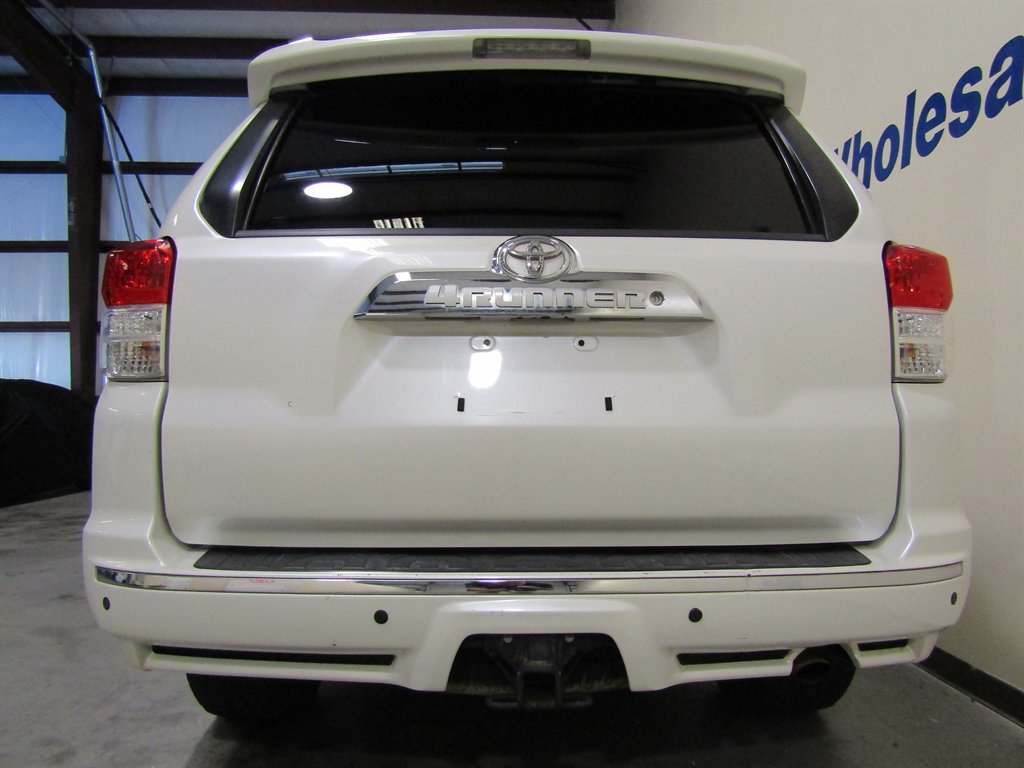 2011 Toyota 4Runner SR5 photo