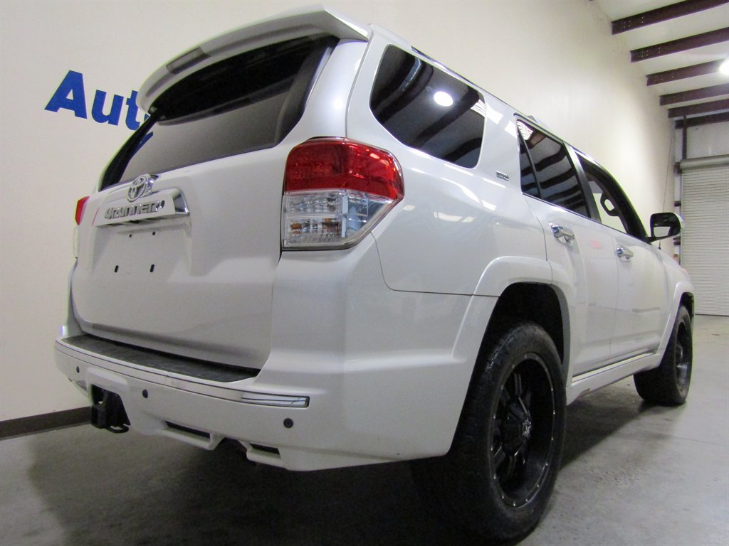 2011 Toyota 4Runner SR5 photo