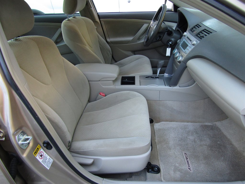 2007 Toyota Camry - $7,900
