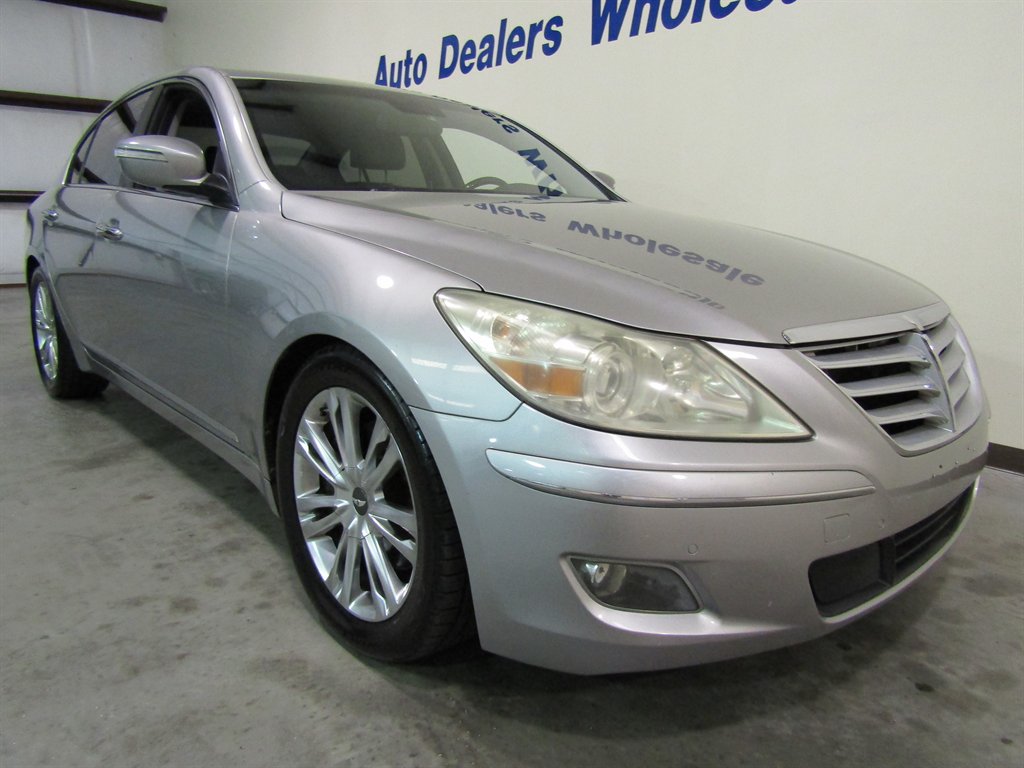 2011 Hyundai Genesis 4.6L V8 photo