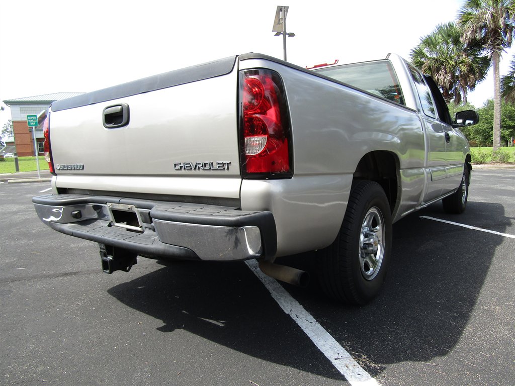 2004 Chevrolet Silverado - $8,900