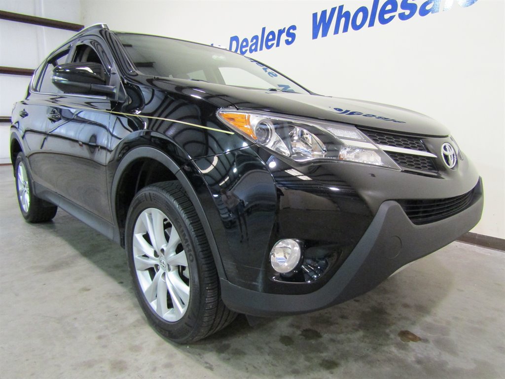 2015 Toyota RAV4 Limited photo