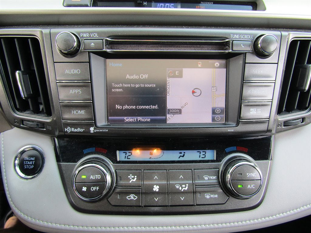 2015 Toyota RAV4 Limited photo