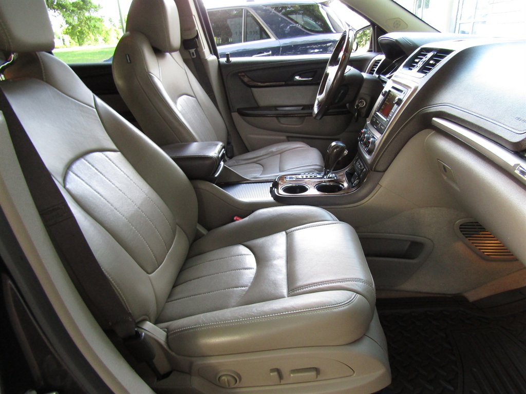 2016 GMC Acadia - $9,900
