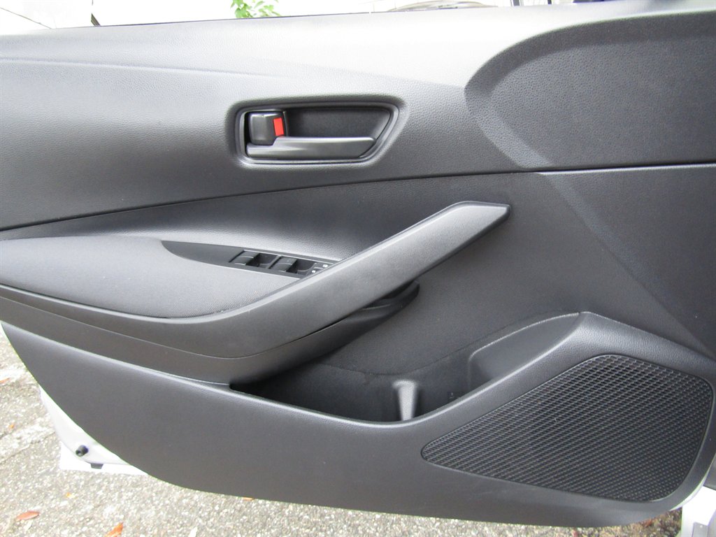 2022 Toyota Corolla - $12,900