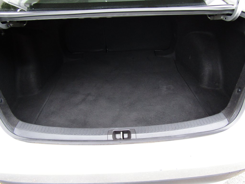 2022 Toyota Corolla - $12,900