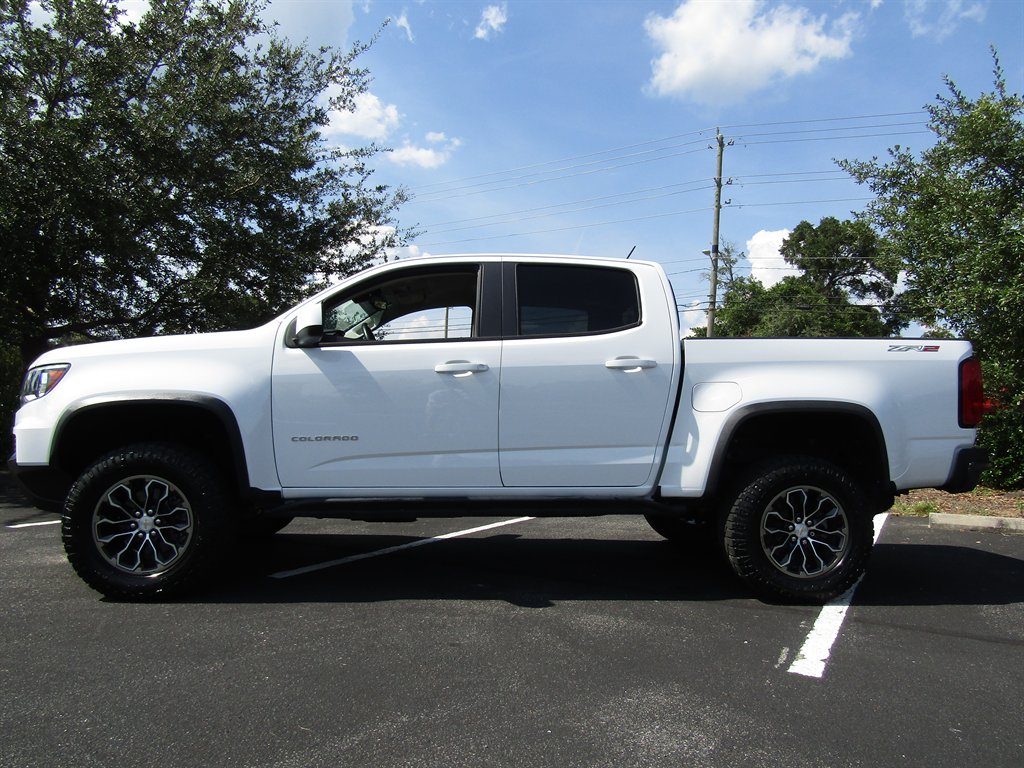 2021 Chevrolet Colorado - $33,900