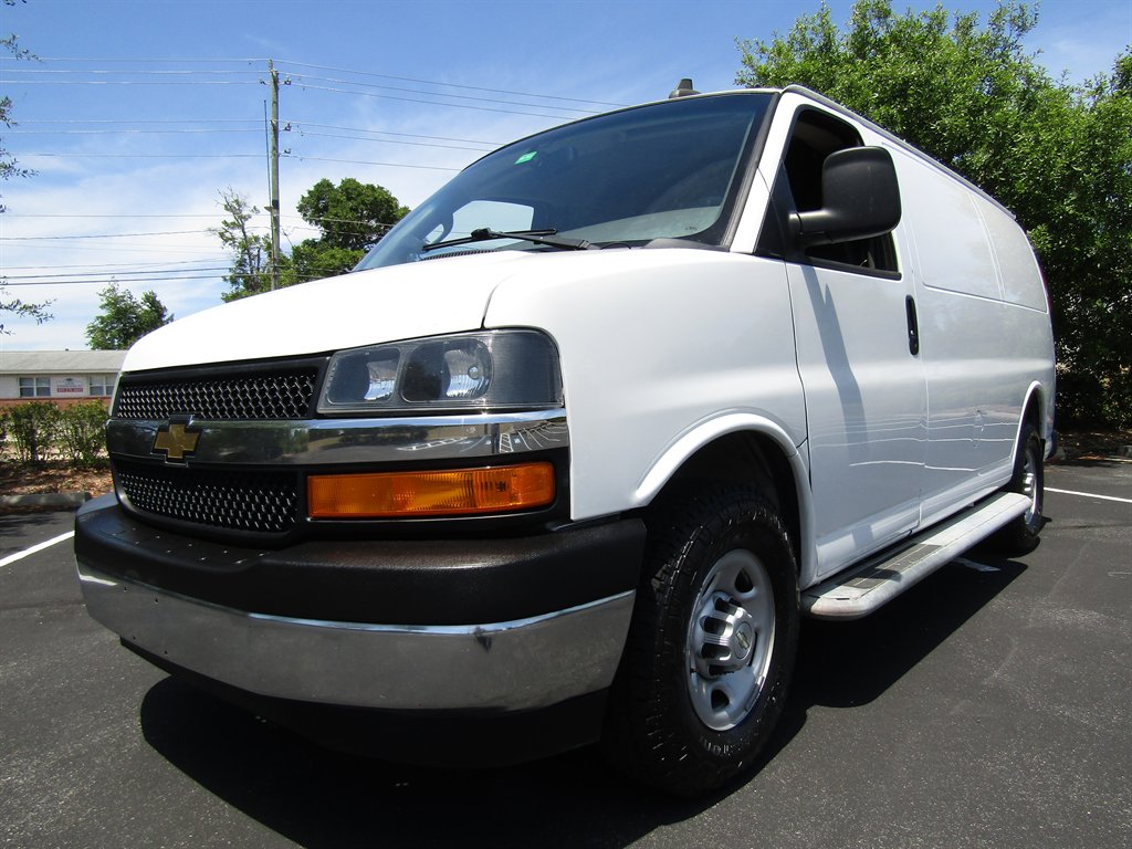 2019 Chevrolet Express - $10,900