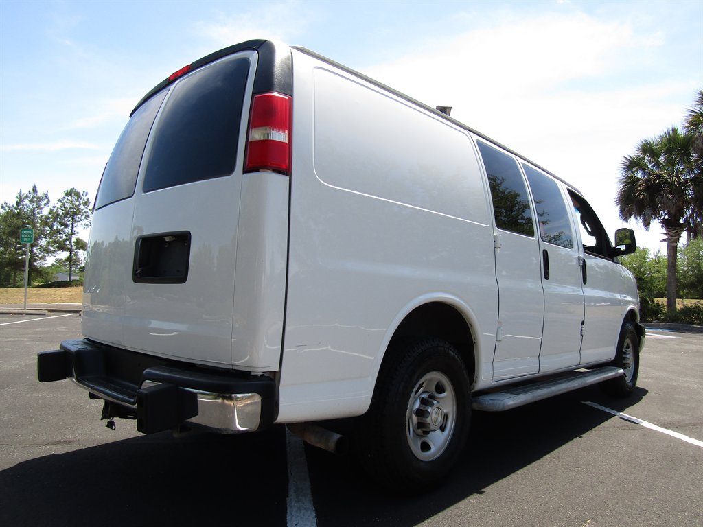 2019 Chevrolet Express - $10,900