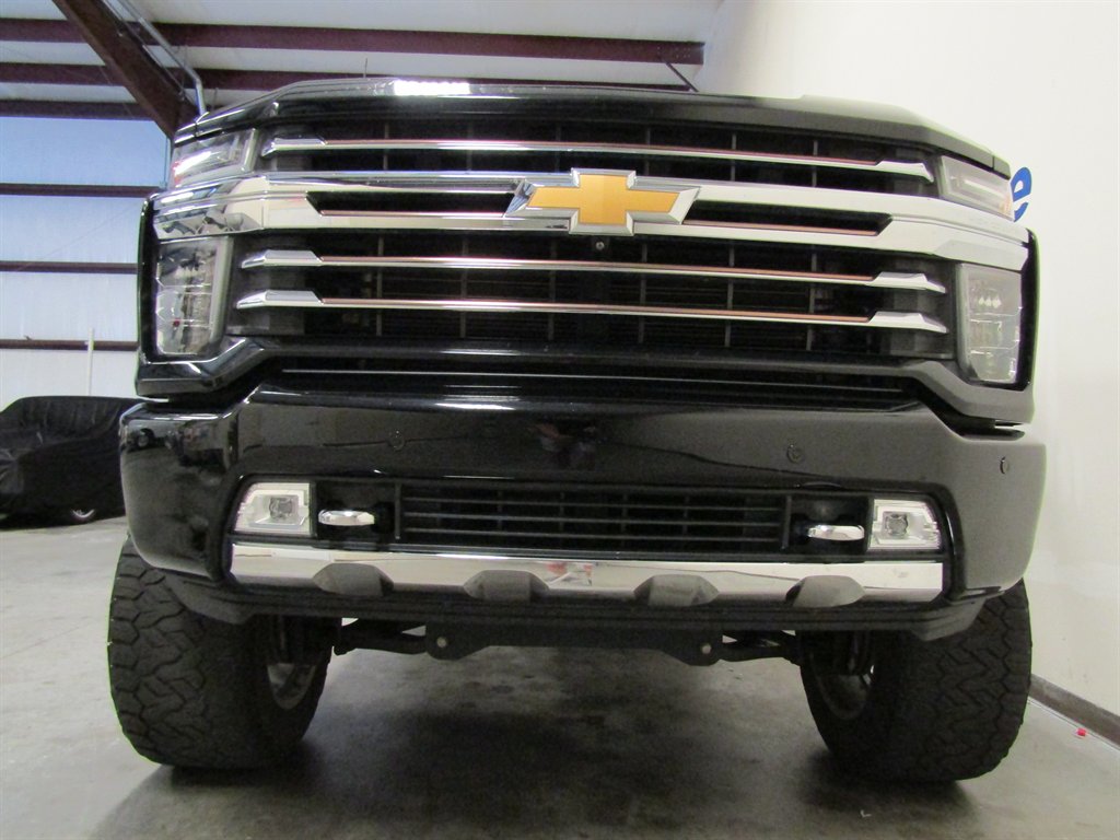 2021 Chevrolet Silverado 2500 High Country photo